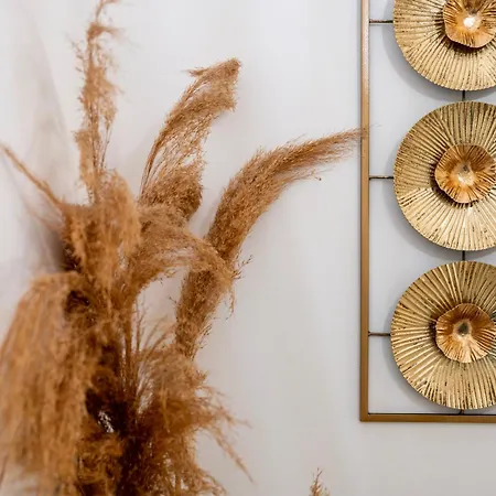 Ethereal Aura - 1 Min To The *