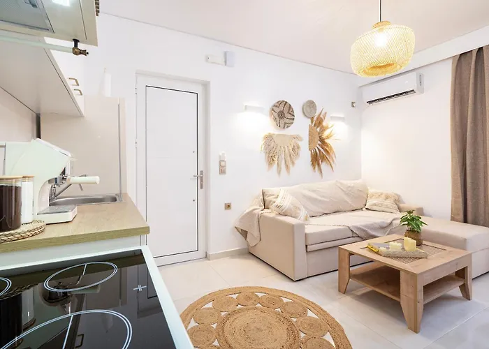 Ethereal Aura - 1 Min To The شقة