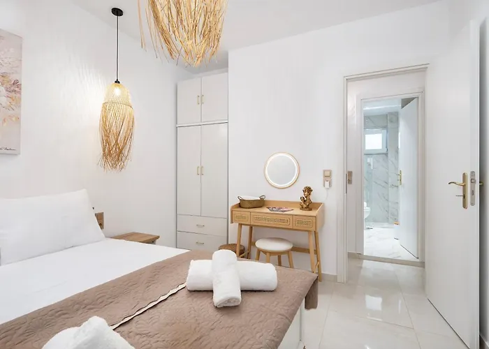 Ethereal Aura - 1 Min To The شقة