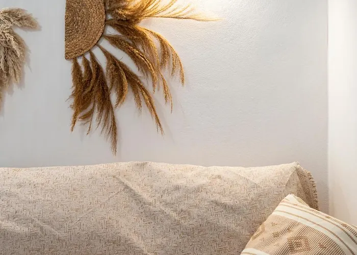 Ethereal Aura - 1 Min To The