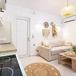 Ethereal Aura - 1 Min To The Appartement